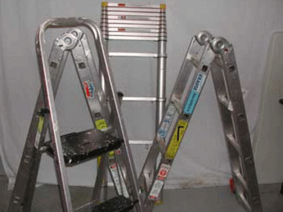 Stepstool, telescoping ladder and articulated ladder